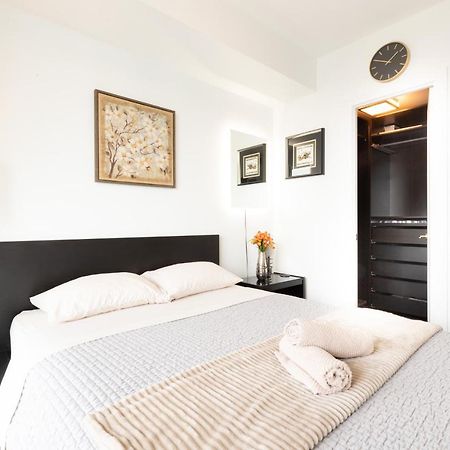 Bright Condo In The Heart Of Toronto Extérieur photo