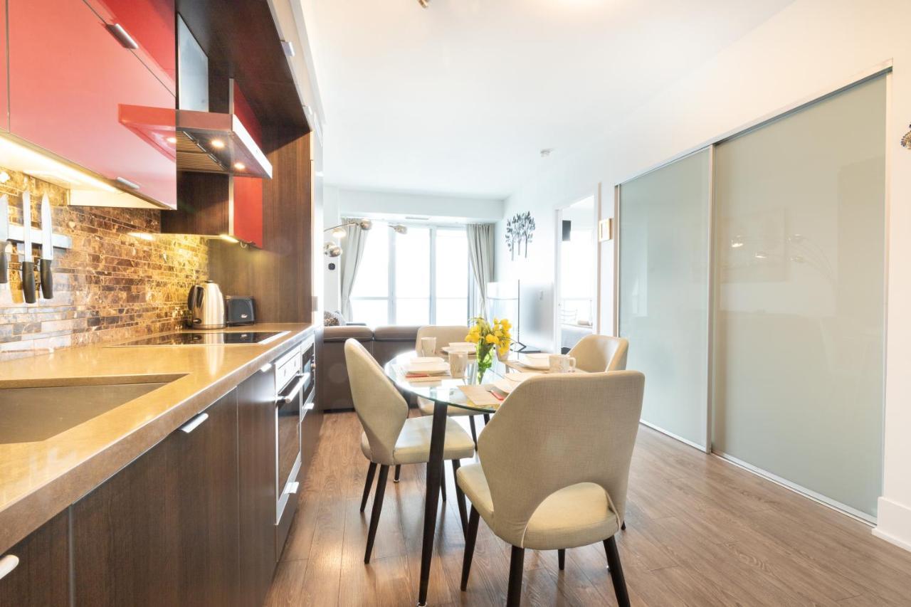 Bright Condo In The Heart Of Toronto Extérieur photo