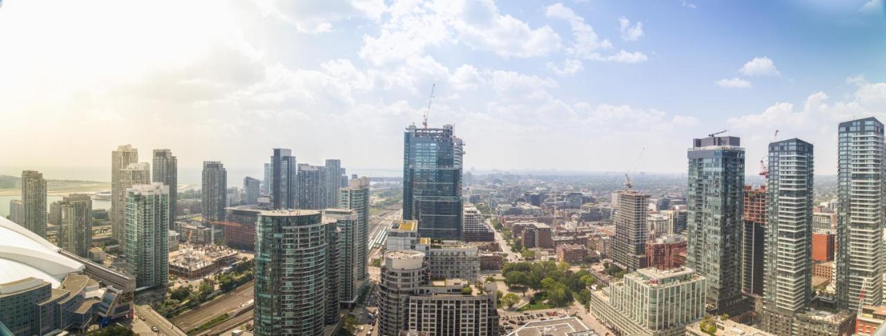 Bright Condo In The Heart Of Toronto Extérieur photo
