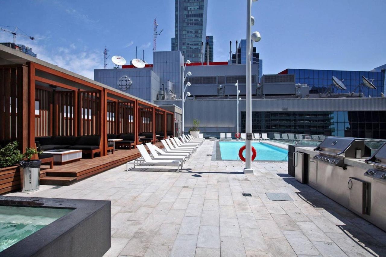 Bright Condo In The Heart Of Toronto Extérieur photo